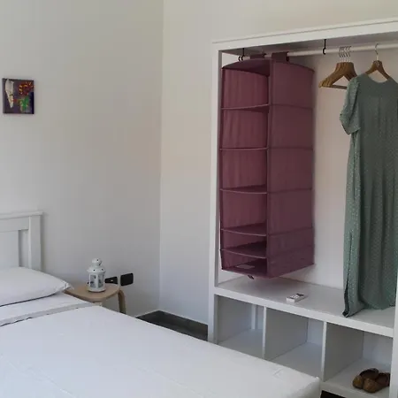 Apartment 60