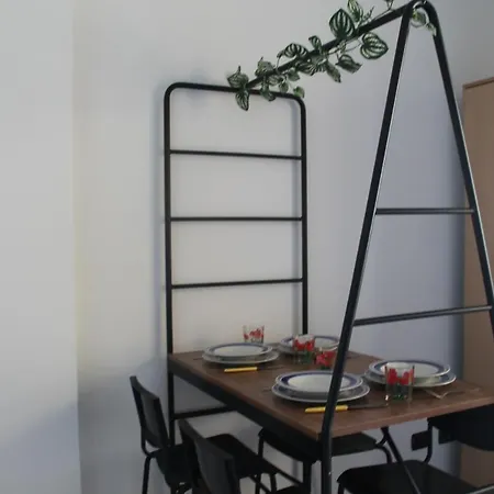 60 Apartment