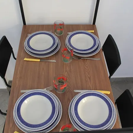 60 Apartment *